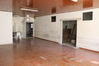 Moradia T3 para Venda em Lustosa e Barrosas (Santo Estêvão)