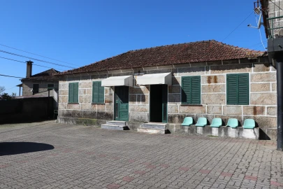 Moradia T3 para Venda em Lustosa e Barrosas (Santo Estêvão)