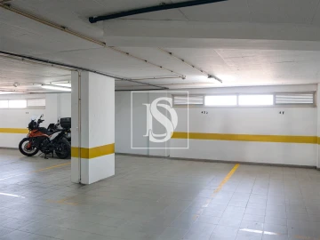 Apartamento T2 para Venda em Póvoa de Santo Adrião e Olival Basto