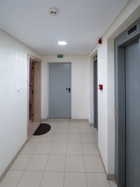 Apartamento T2 para Venda em Póvoa de Santo Adrião e Olival Basto