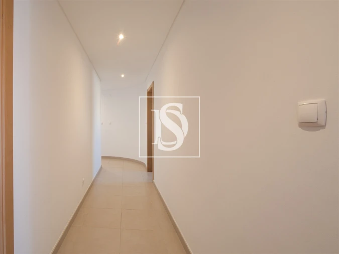 Apartamento T2 para Venda em Póvoa de Santo Adrião e Olival Basto Foto 25