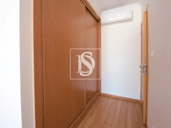Apartamento T2 para Venda em Póvoa de Santo Adrião e Olival Basto Foto 21