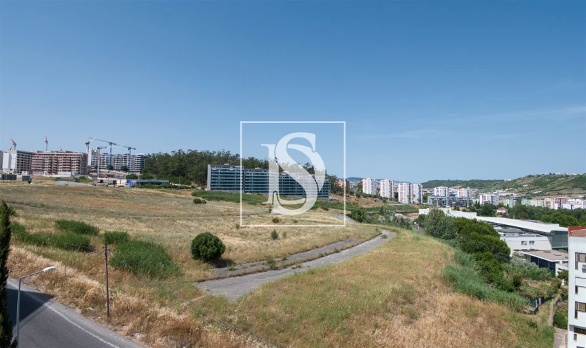 Apartamento T2 para Venda em Póvoa de Santo Adrião e Olival Basto Foto 13