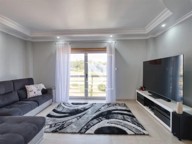 Apartamento T2 para Venda em Póvoa de Santo Adrião e Olival Basto Foto 4