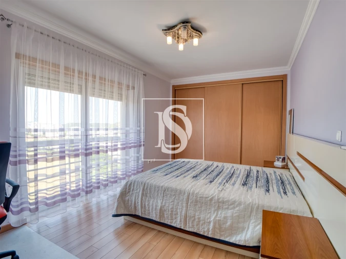 Apartamento T2 para Venda em Póvoa de Santo Adrião e Olival Basto Foto 10