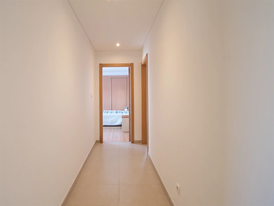 Apartamento T2 para Venda em Póvoa de Santo Adrião e Olival Basto Foto 18