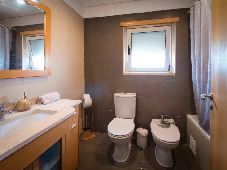 Apartamento T2 para Venda em Póvoa de Santo Adrião e Olival Basto Foto 16