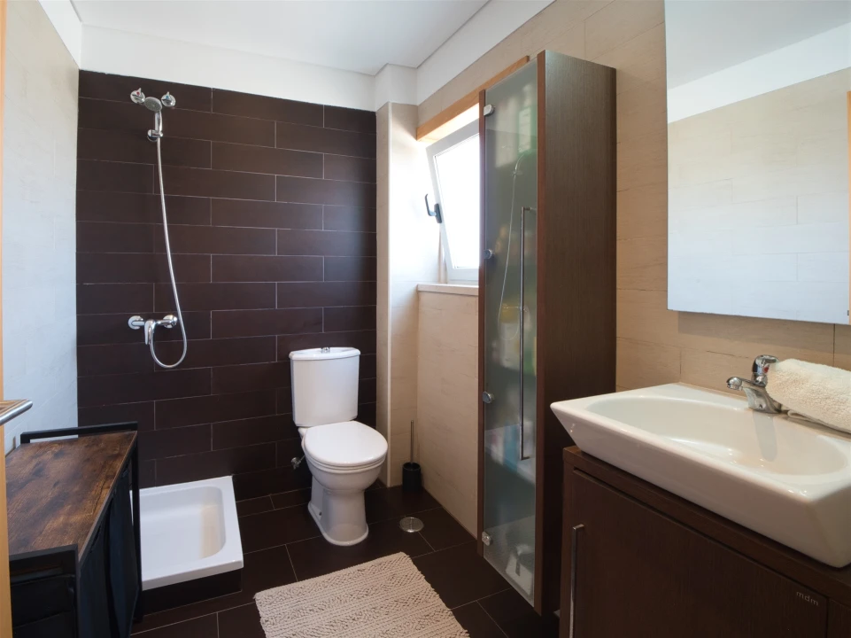 Apartamento T2 para Venda em Póvoa de Santo Adrião e Olival Basto Foto 8