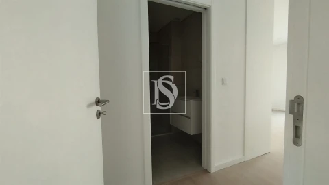 Apartamento T2 para Venda em Esgueira