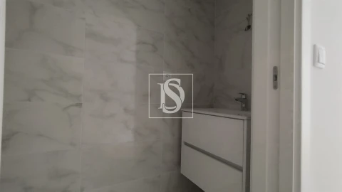 Apartamento T2 para Venda em Esgueira