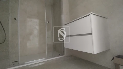 Apartamento T2 para Venda em Esgueira