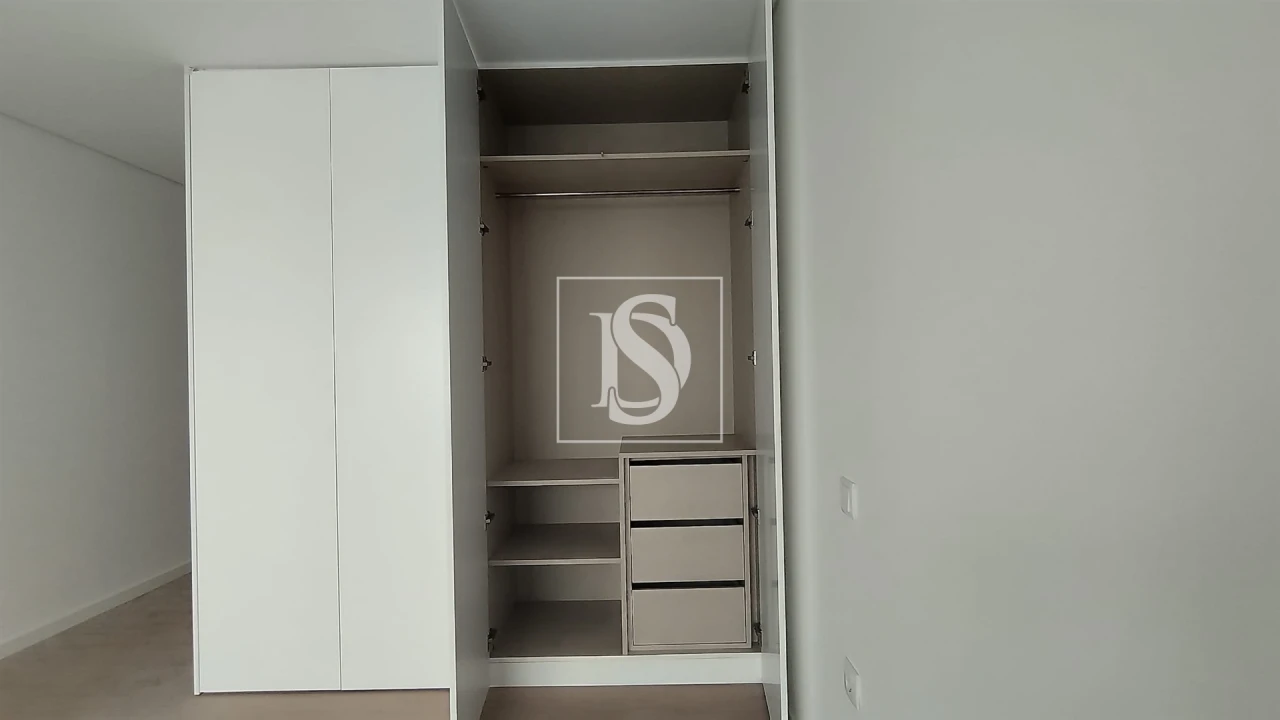 Apartamento T2 para Venda em Esgueira Foto 17