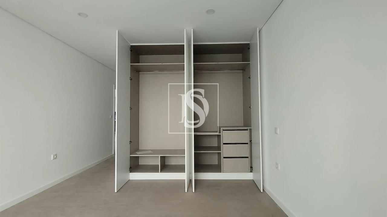 Apartamento T2 para Venda em Esgueira Foto 16