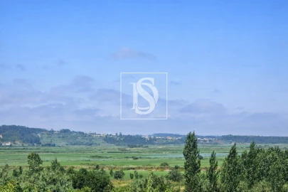 Terreno para Venda em Alqueidão