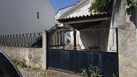 Moradia T3 para Venda em Arcos e Mogofores