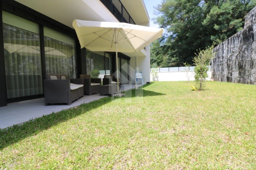 Apartamento T3 para Venda em Nogueira, Fraião e Lamaçães Foto 8