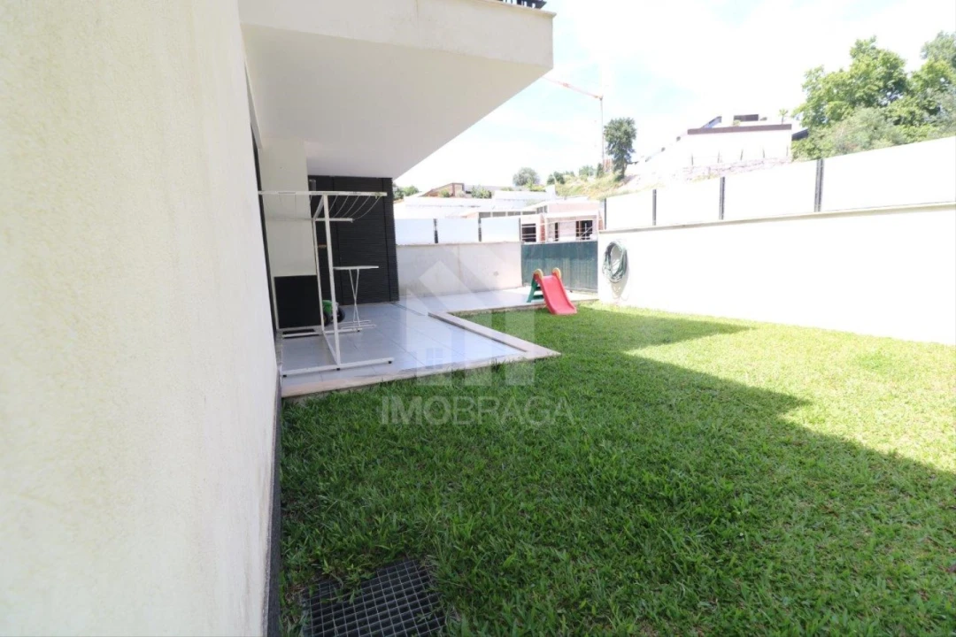 Apartamento T3 para Venda em Nogueira, Fraião e Lamaçães Foto 12