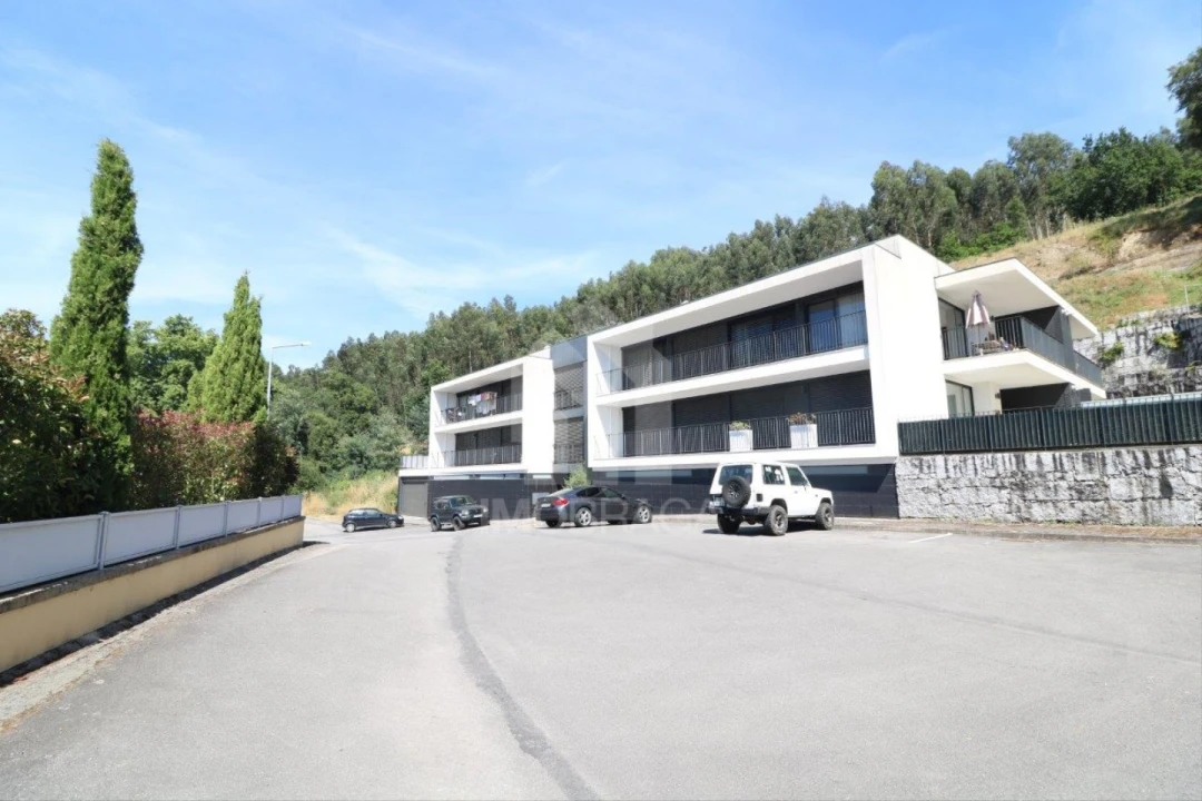 Apartamento T3 para Venda em Nogueira, Fraião e Lamaçães Foto 44