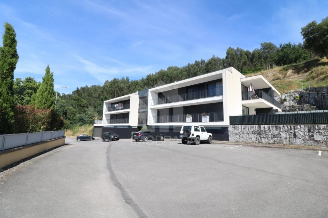 Apartamento T3 para Venda em Nogueira, Fraião e Lamaçães Foto 45