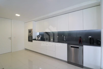 Apartamento T3 para Venda em Nogueira, Fraião e Lamaçães