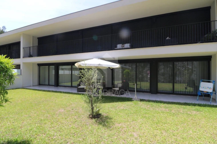 Apartamento T3 para Venda em Nogueira, Fraião e Lamaçães Foto 2