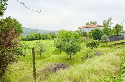 Moradia T5 para Venda em Moreira do Rei e Várzea Cova