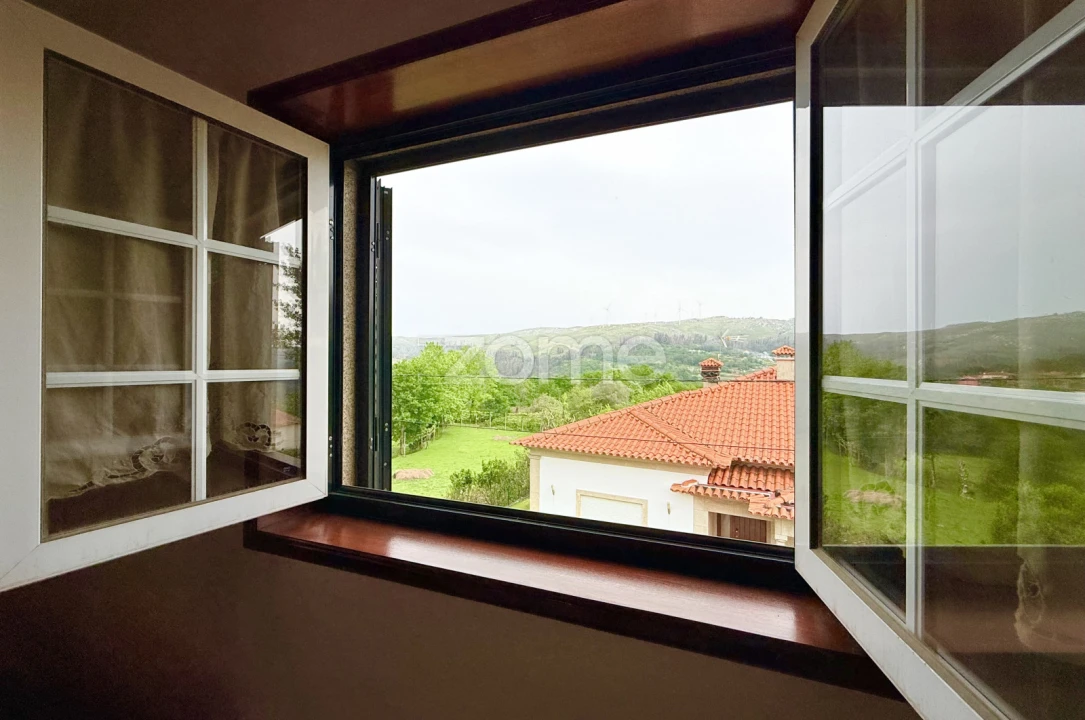 Moradia T5 para Venda em Moreira do Rei e Várzea Cova Foto 32
