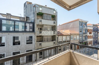 Apartamento T2 para Venda em Cedofeita, Santo Ildefonso, Sé, Miragaia, São Nicolau e Vitória