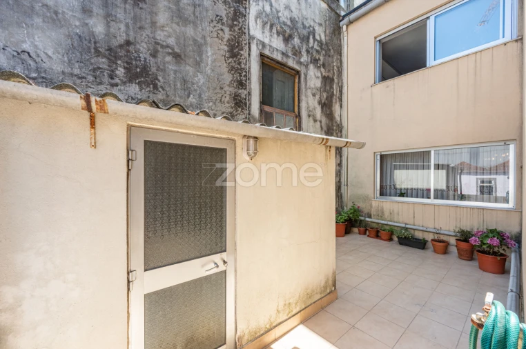 Apartamento T2 para Venda em Cedofeita, Santo Ildefonso, Sé, Miragaia, São Nicolau e Vitória Foto 15