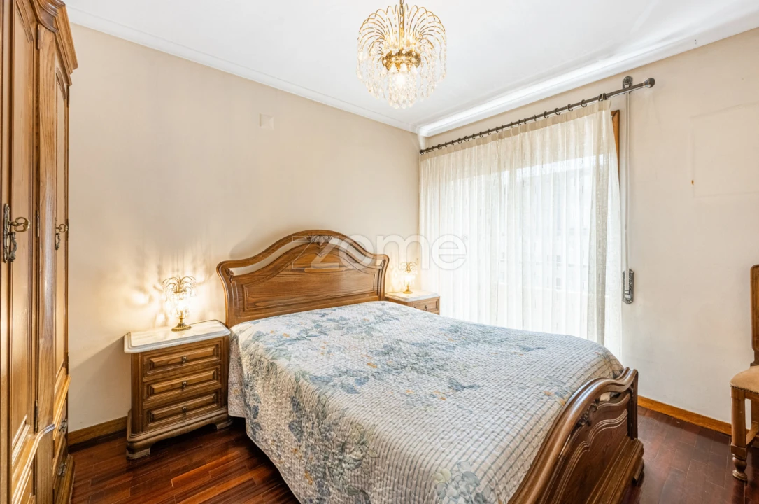 Apartamento T2 para Venda em Cedofeita, Santo Ildefonso, Sé, Miragaia, São Nicolau e Vitória Foto 4