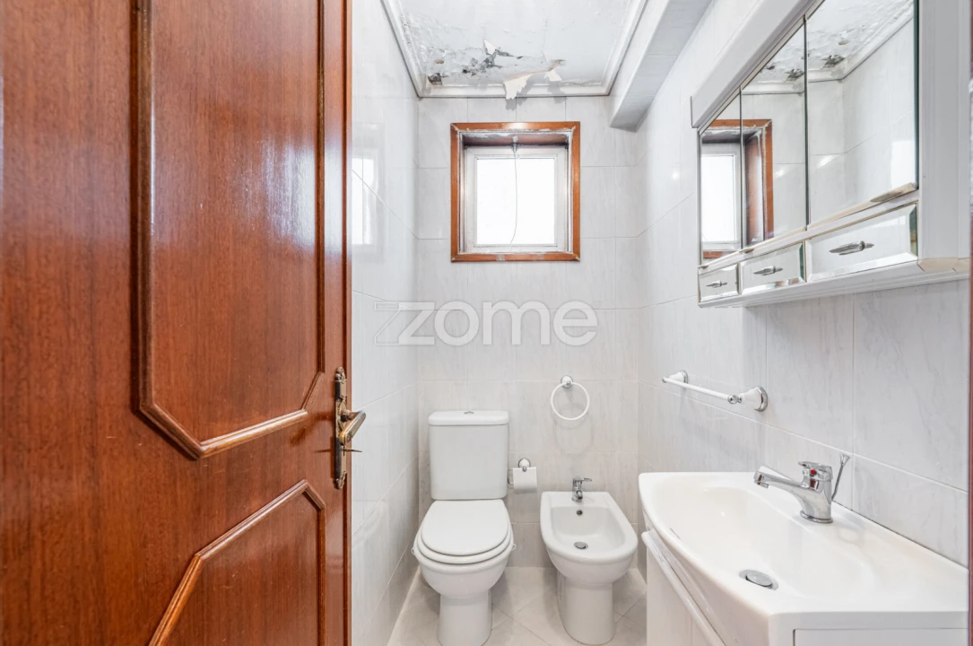 Apartamento T2 para Venda em Cedofeita, Santo Ildefonso, Sé, Miragaia, São Nicolau e Vitória Foto 16