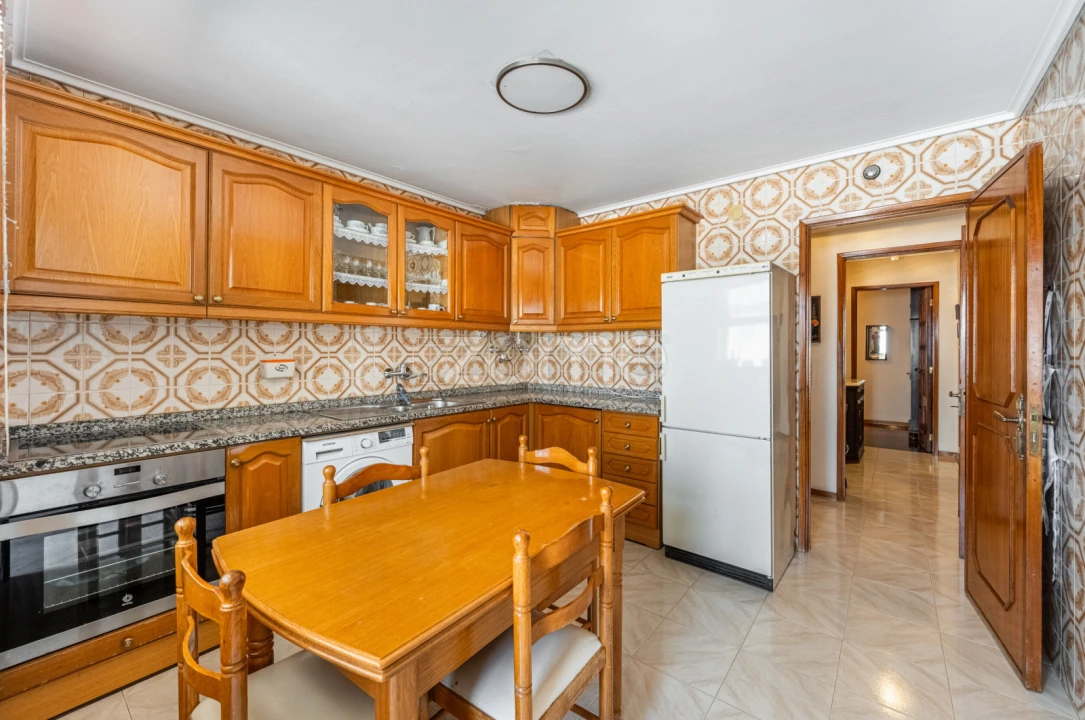 Apartamento T2 para Venda em Cedofeita, Santo Ildefonso, Sé, Miragaia, São Nicolau e Vitória Foto 10