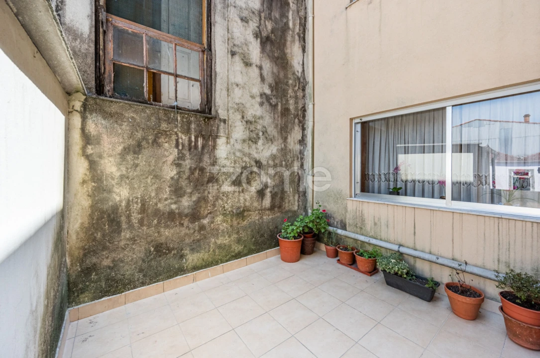 Apartamento T2 para Venda em Cedofeita, Santo Ildefonso, Sé, Miragaia, São Nicolau e Vitória Foto 14