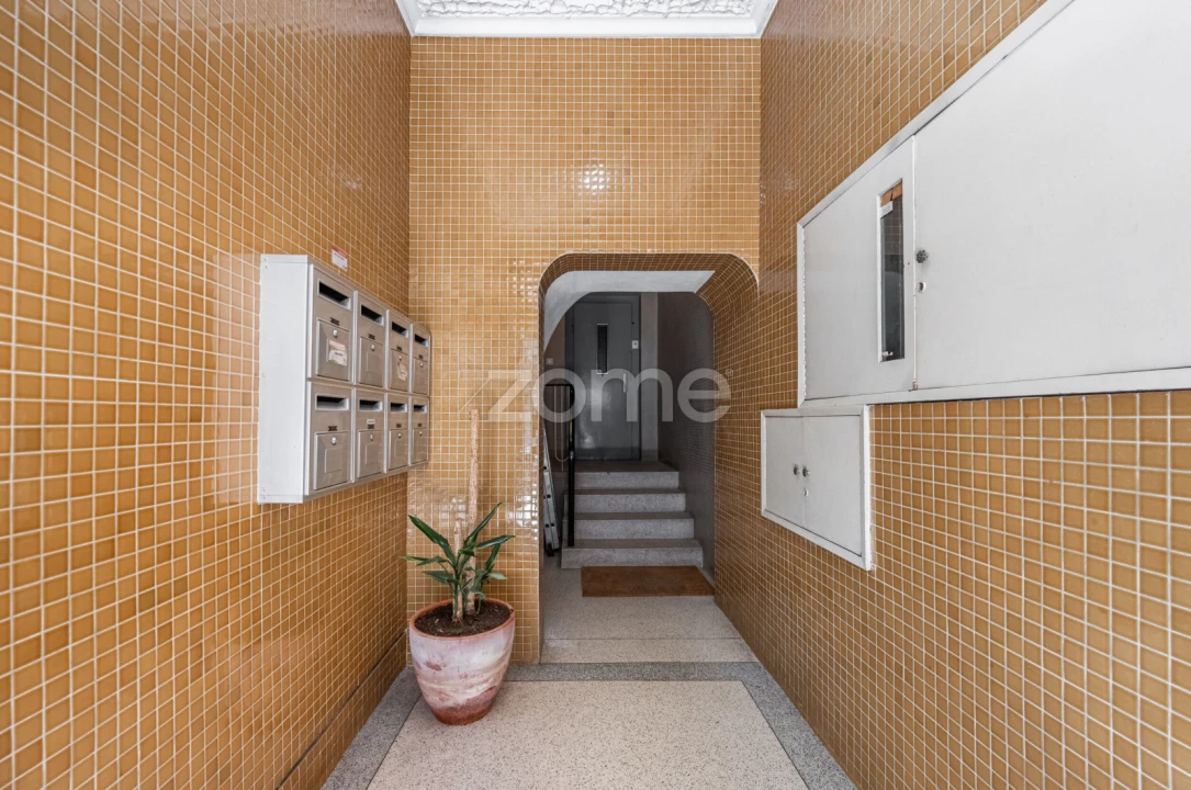 Apartamento T2 para Venda em Cedofeita, Santo Ildefonso, Sé, Miragaia, São Nicolau e Vitória Foto 25