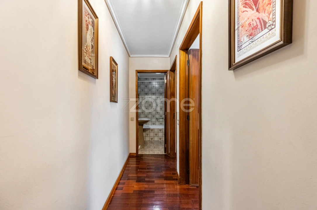 Apartamento T2 para Venda em Cedofeita, Santo Ildefonso, Sé, Miragaia, São Nicolau e Vitória Foto 22