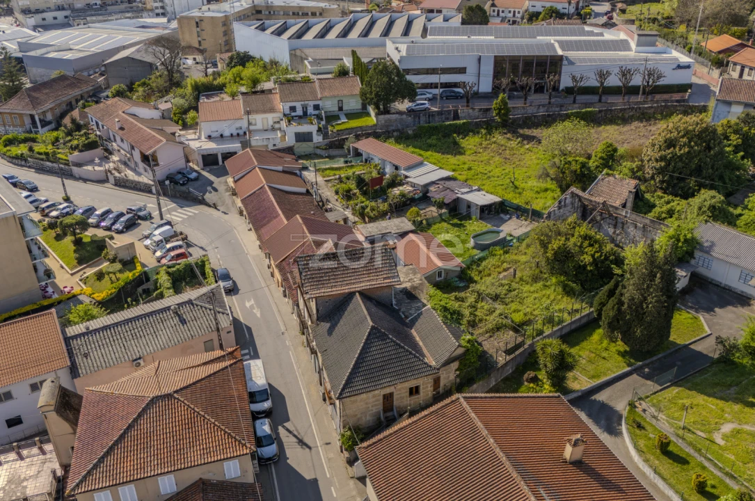 Moradia T4 para Venda em Selho (São Jorge) Foto 4