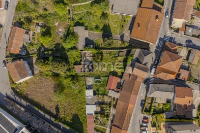 Moradia T4 para Venda em Selho (São Jorge)