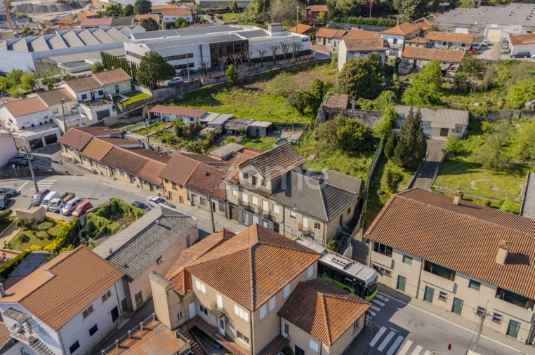 Moradia T4 para Venda em Selho (São Jorge) Foto 18