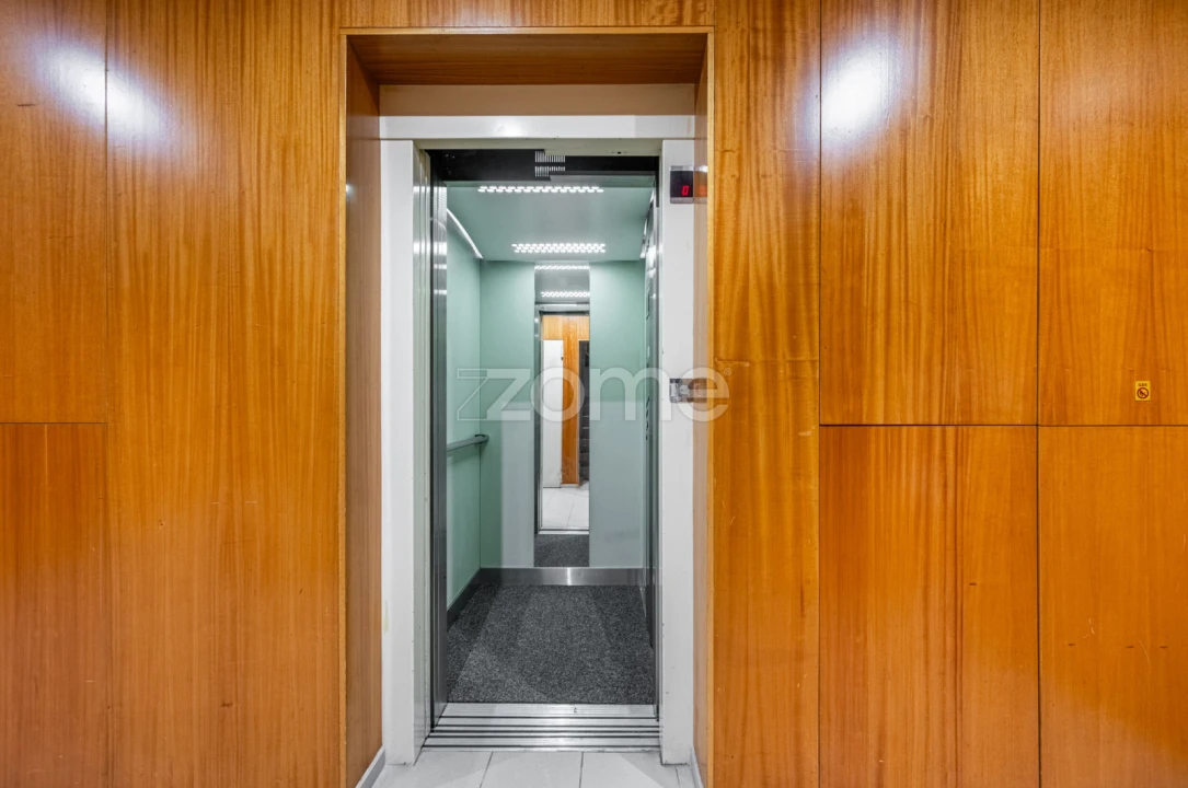 Apartamento T3 para Arrendamento em São Mamede de Infesta e Senhora da Hora Foto 22