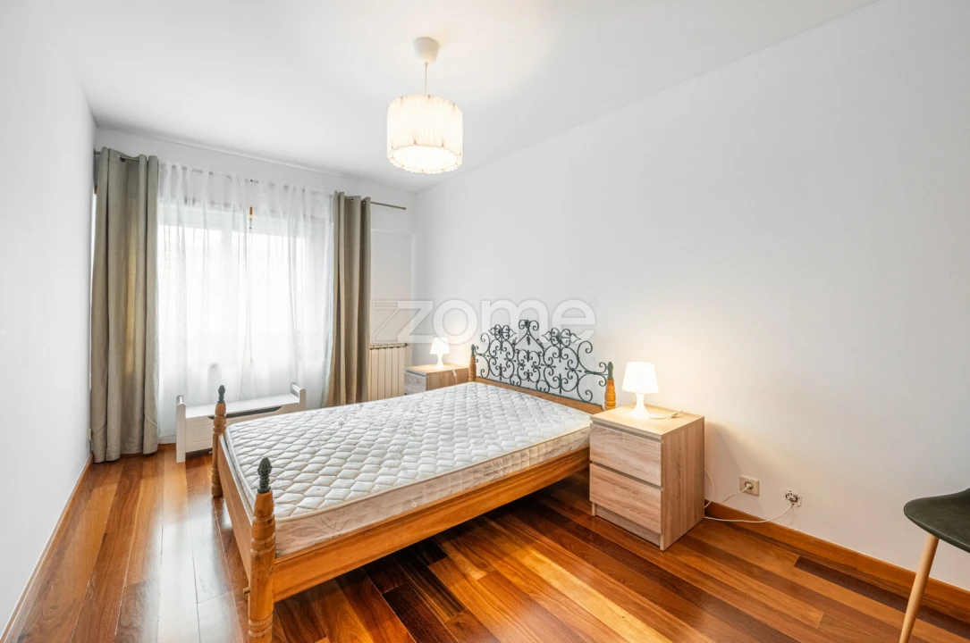 Apartamento T3 para Arrendamento em São Mamede de Infesta e Senhora da Hora Foto 4