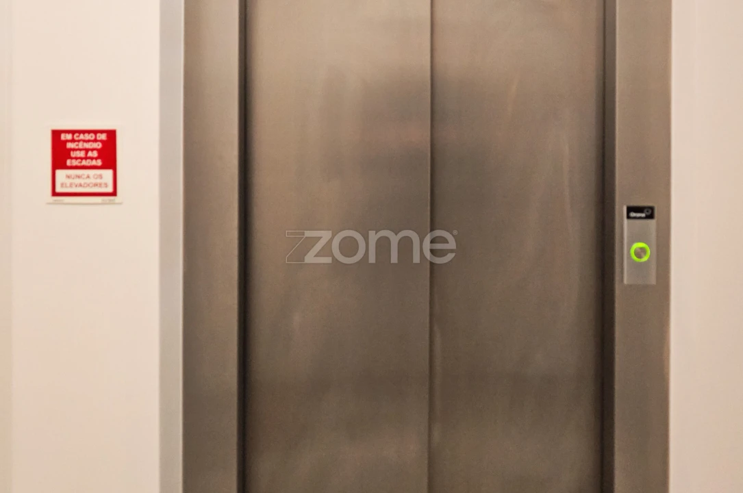 Apartamento T1 para Venda em Ramalde Foto 30