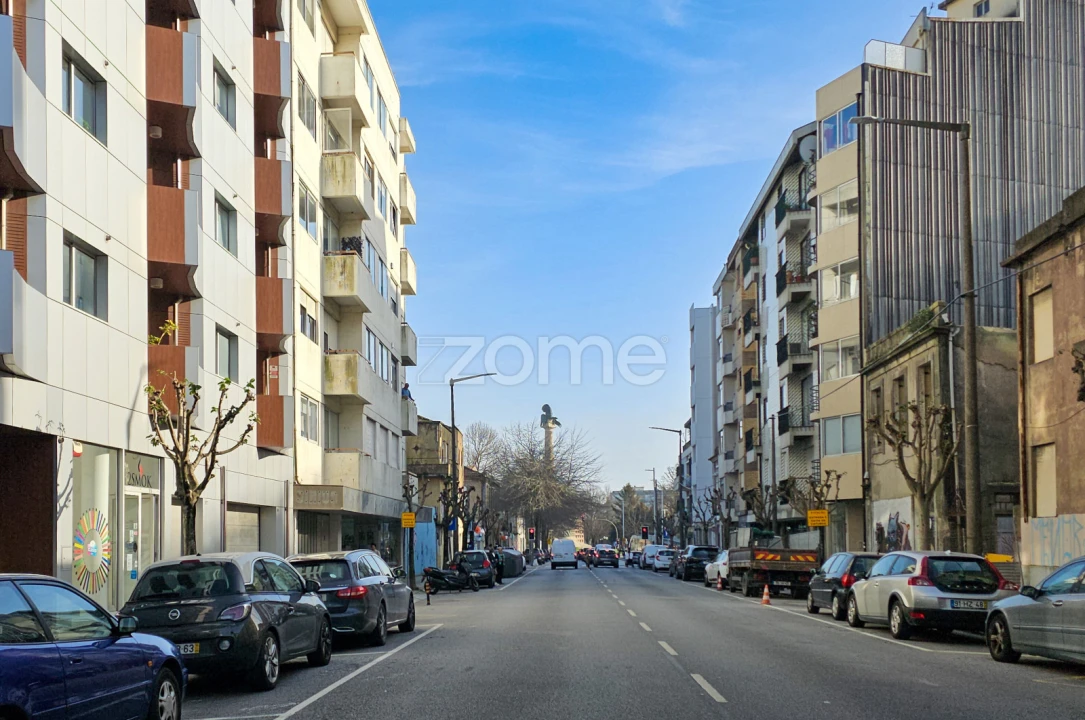 Apartamento T1 para Venda em Ramalde Foto 36