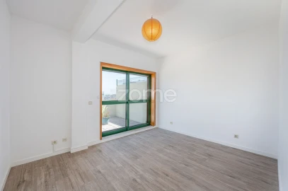 Apartamento T3 para Arrendamento em Aguas Santas