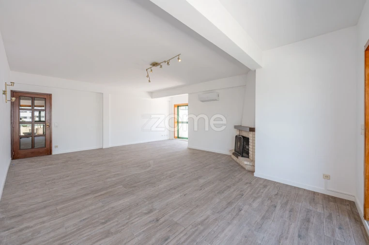 Apartamento T3 para Arrendamento em Aguas Santas Foto 25