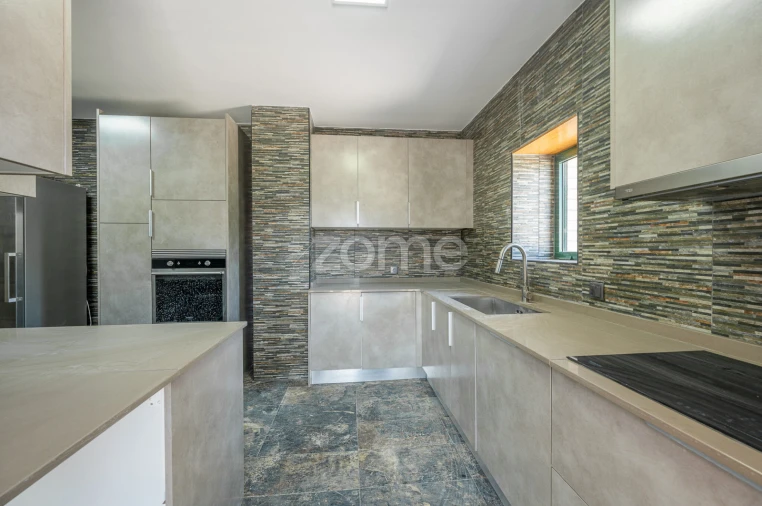 Apartamento T3 para Arrendamento em Aguas Santas Foto 34