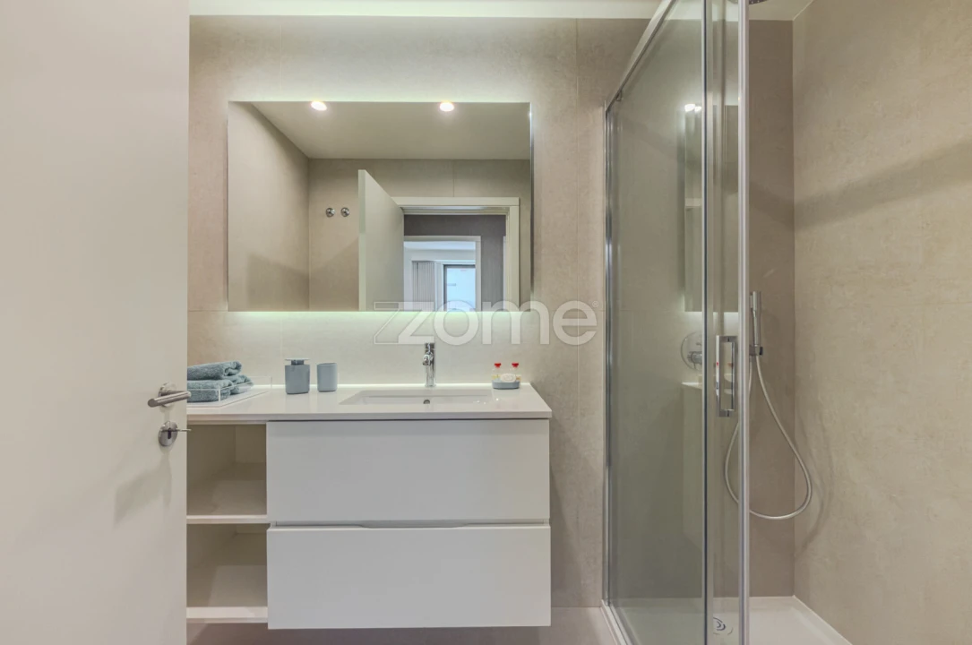 Apartamento T3 para Venda em Santa Marinha e São Pedro da Afurada Foto 25