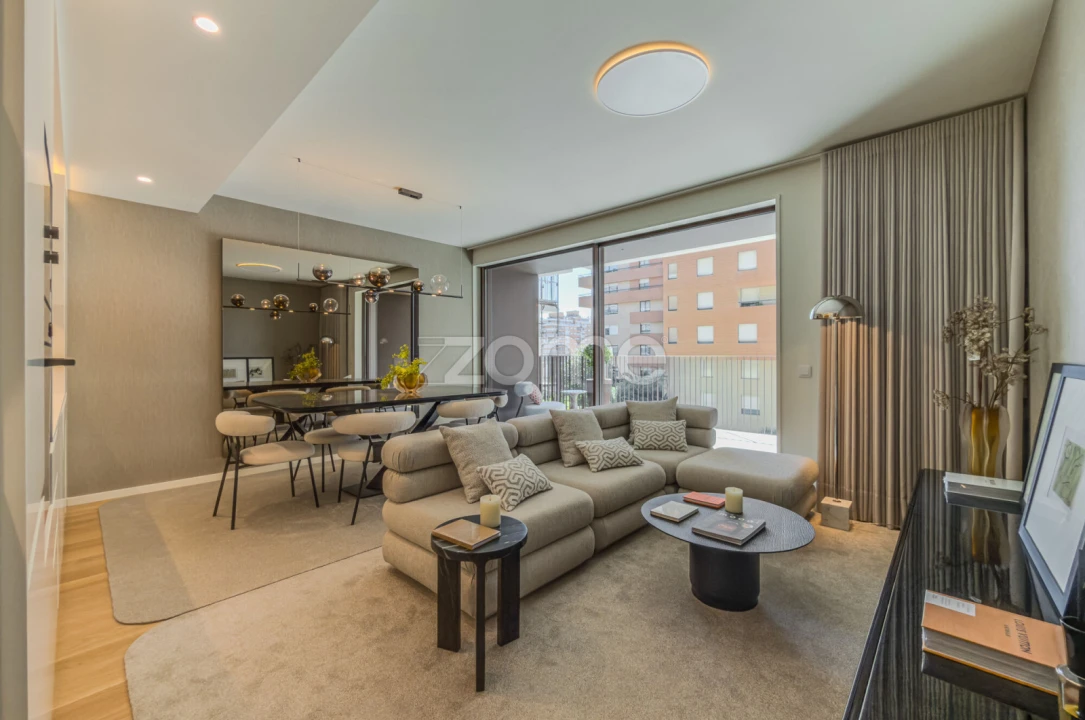 Apartamento T3 para Venda em Santa Marinha e São Pedro da Afurada Foto 2