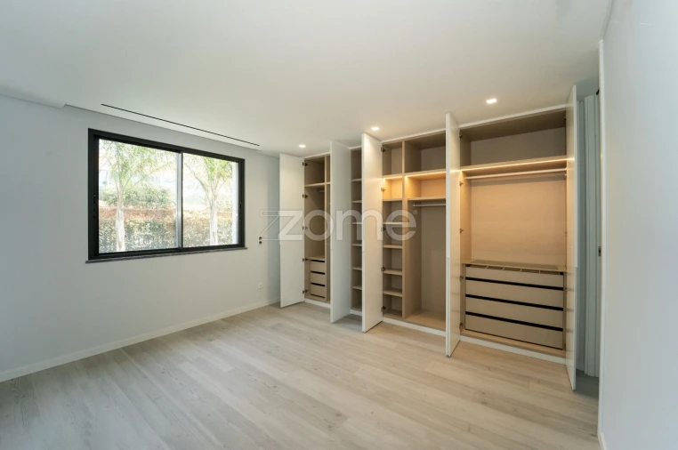 Moradia T6 para Venda em Alcabideche Foto 40