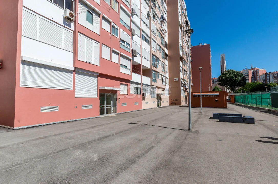 Apartamento T3 para Venda em Encosta do Sol Foto 23