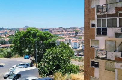 Apartamento T2 para Venda em Algueirão-Mem Martins